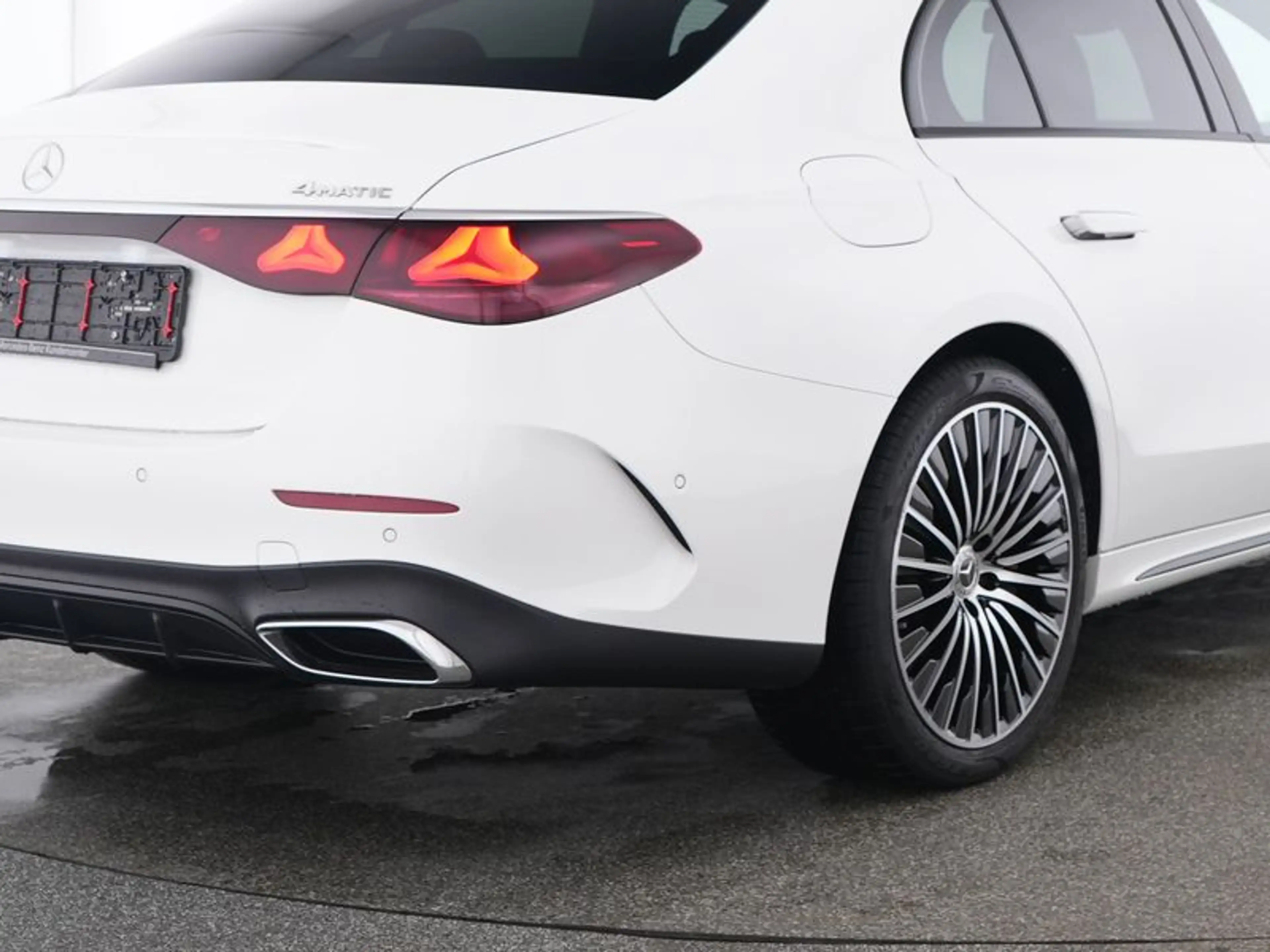 Mercedes-Benz E 400 e 4M AMG-Sport/Super/Pano/Burm/Night/Leder — photo 5