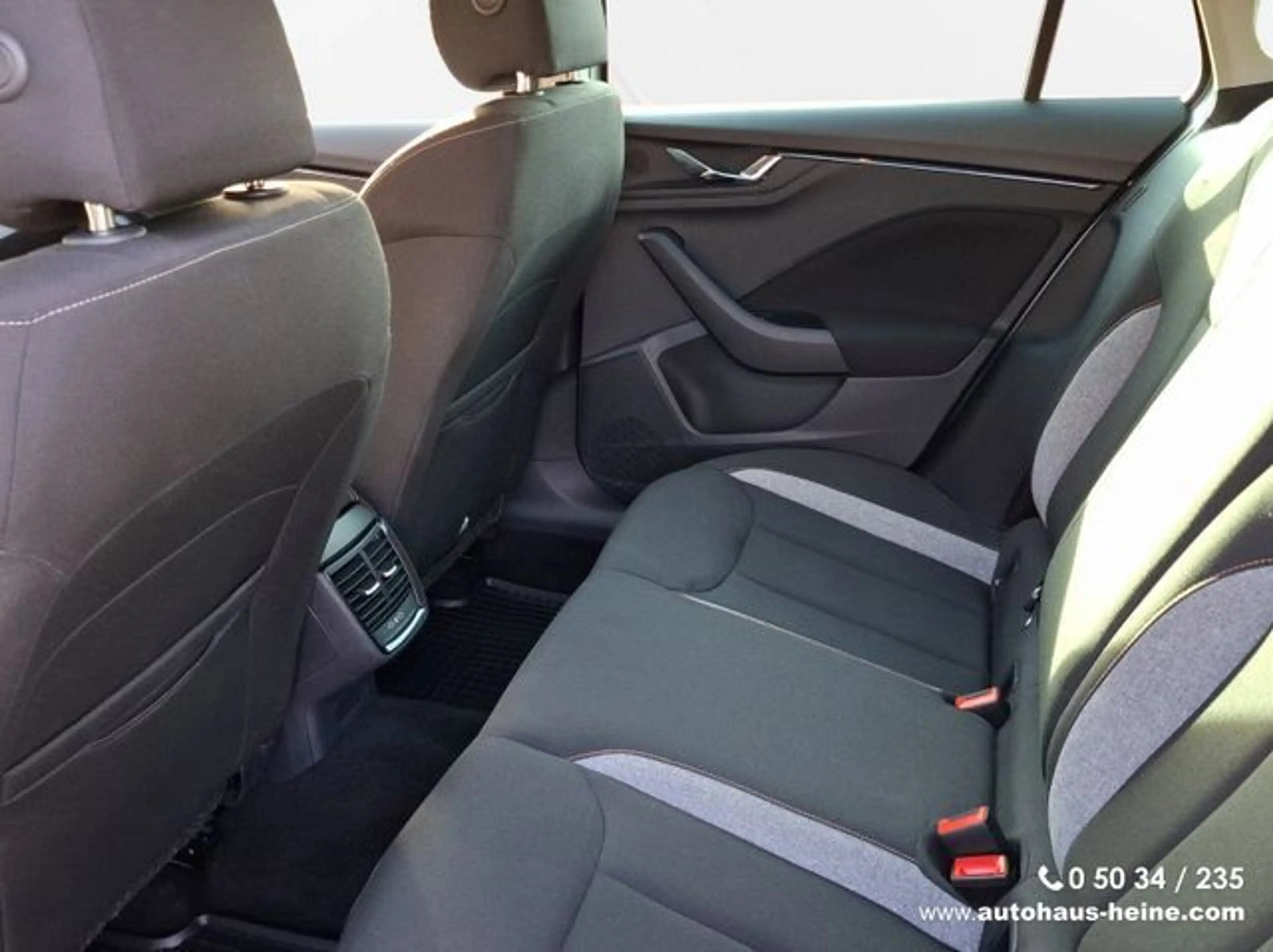 Skoda Kamiq Kamiq Selection|Black Paket|PDC|LED|SHZ|R-Kamera — photo 8
