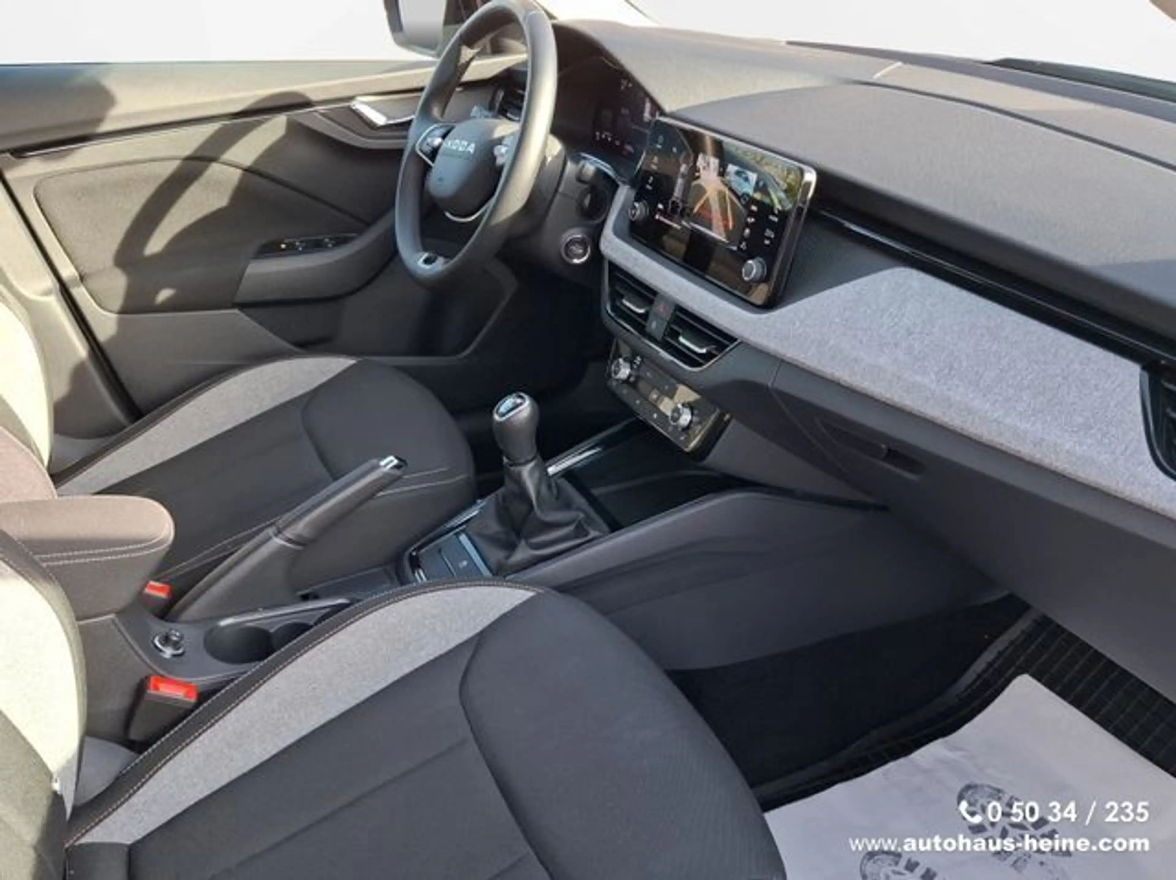 Skoda Kamiq Kamiq Selection|Black Paket|PDC|LED|SHZ|R-Kamera — photo 11