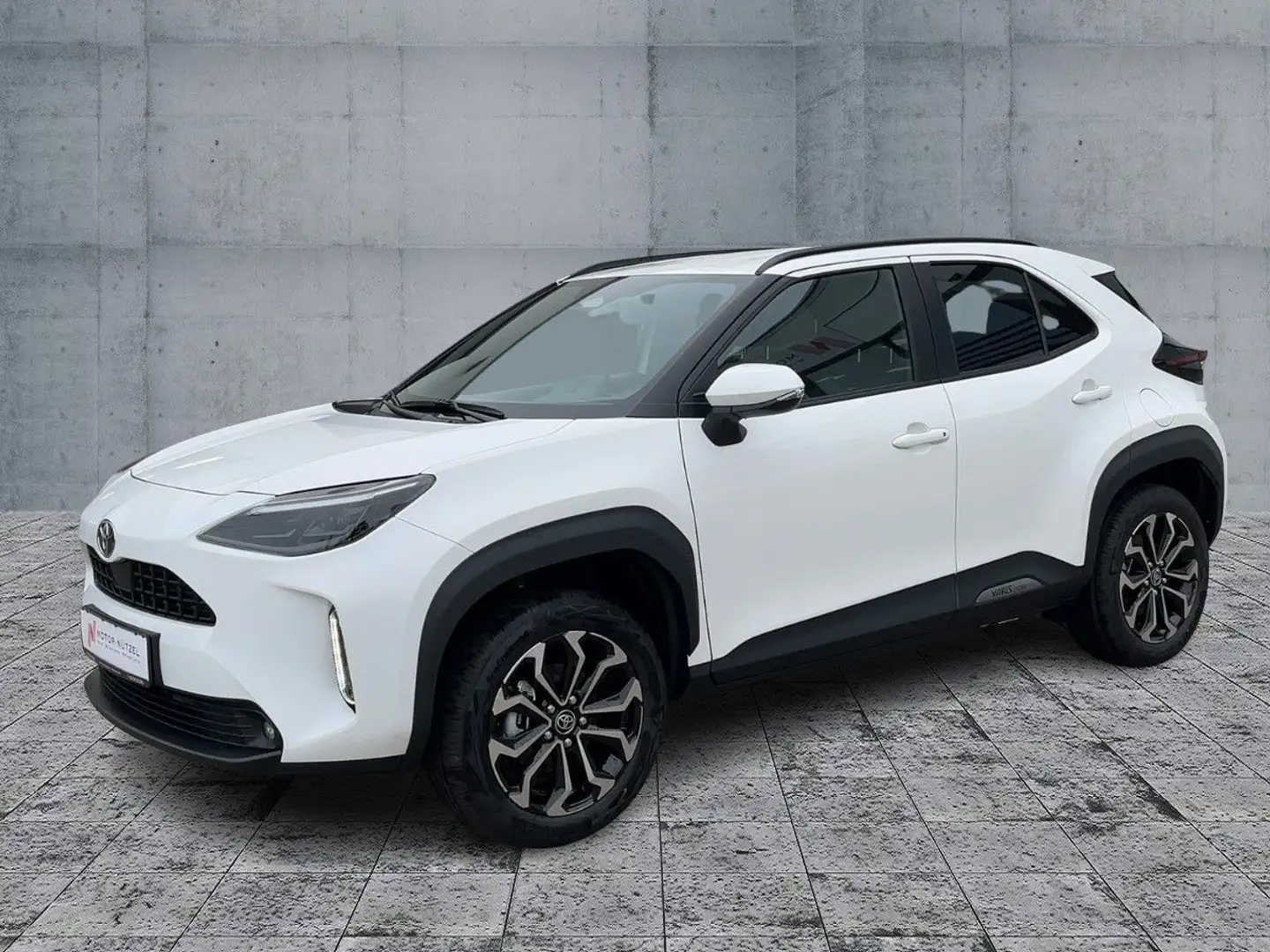 Toyota Yaris Cross 1.5Hybrid TEAMPLAYER LED+NAV+ACC+RFK Weiß - 2