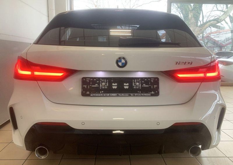 BMW 120 i M Sport Panorama LED Navi 18 Zoll CarPlay — photo 6