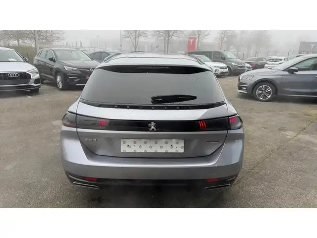 Peugeot GT view 5