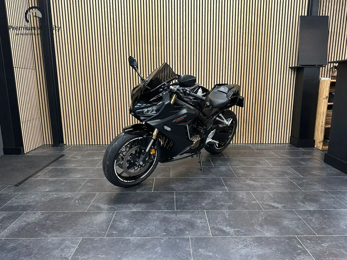 Honda CBR 650 R Fekete - 2