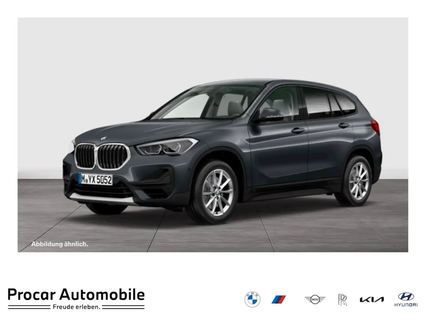 BMW X1 sDrive18i Advantage Aut Nav LED RFK+PDC Komfzg Grijs - 1