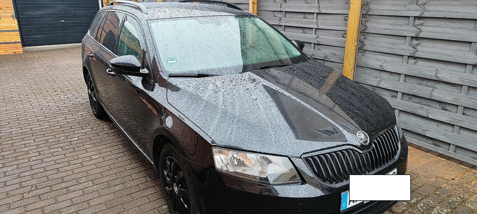 Skoda Octavia Octavia Combi 1.6 TDI Green tec Elegance Schwarz - 2