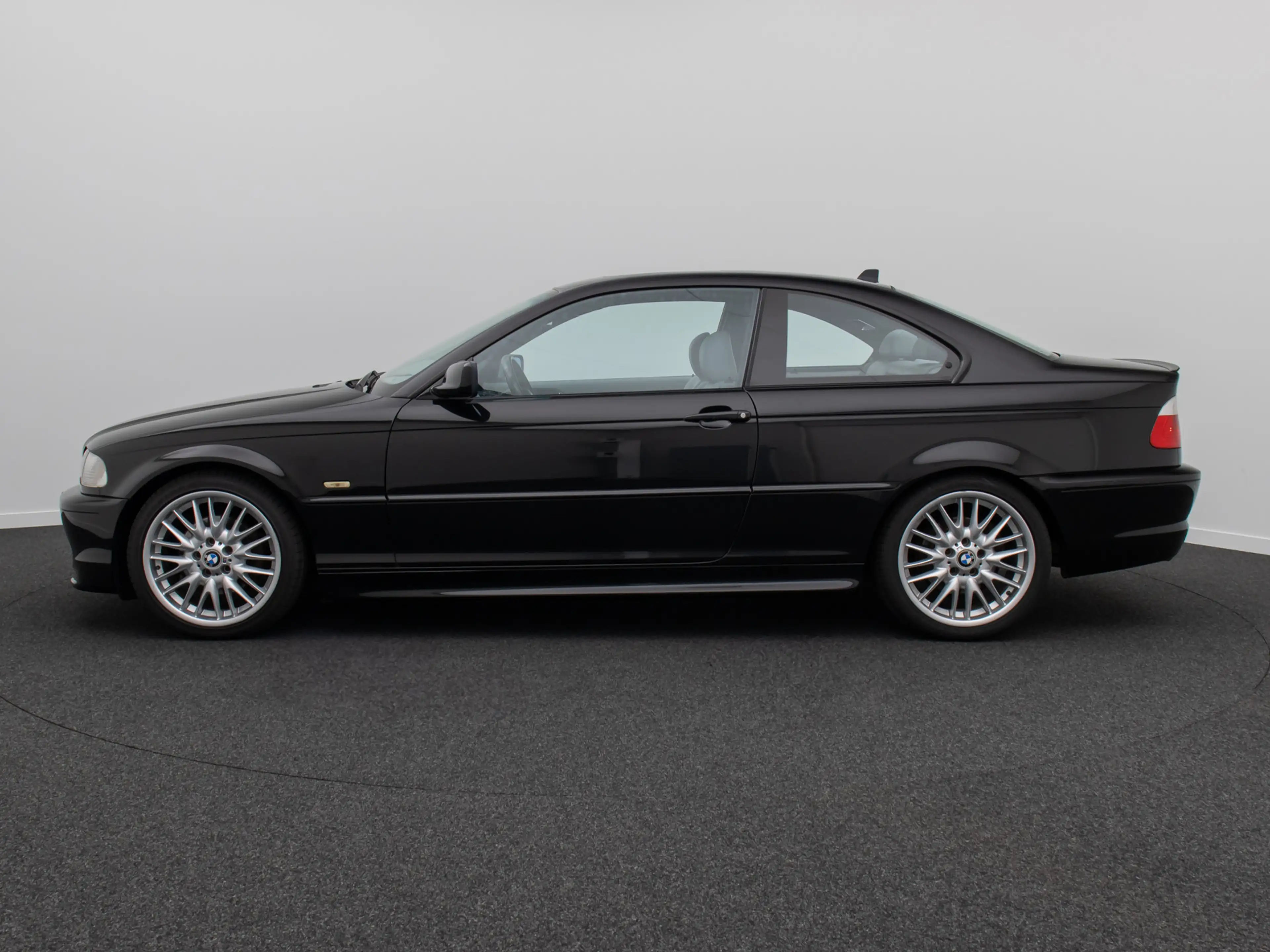 BMW 325 M Sportpaket II Xenon H K PDC GSD Memory — photo 11