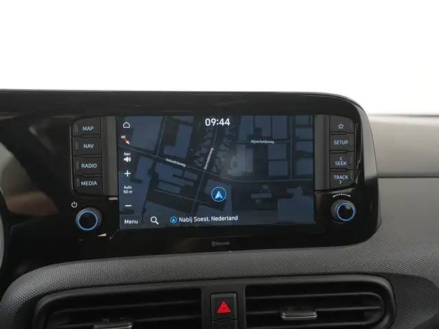 Hyundai i10 view 12
