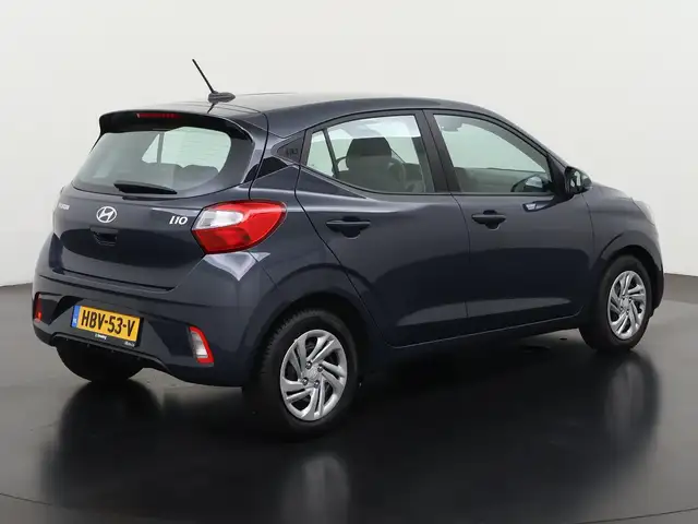 Hyundai i10 view 4