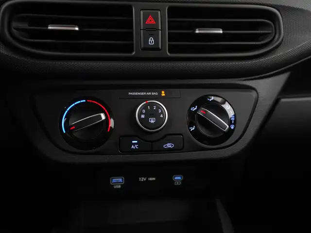 Hyundai i10 view 11
