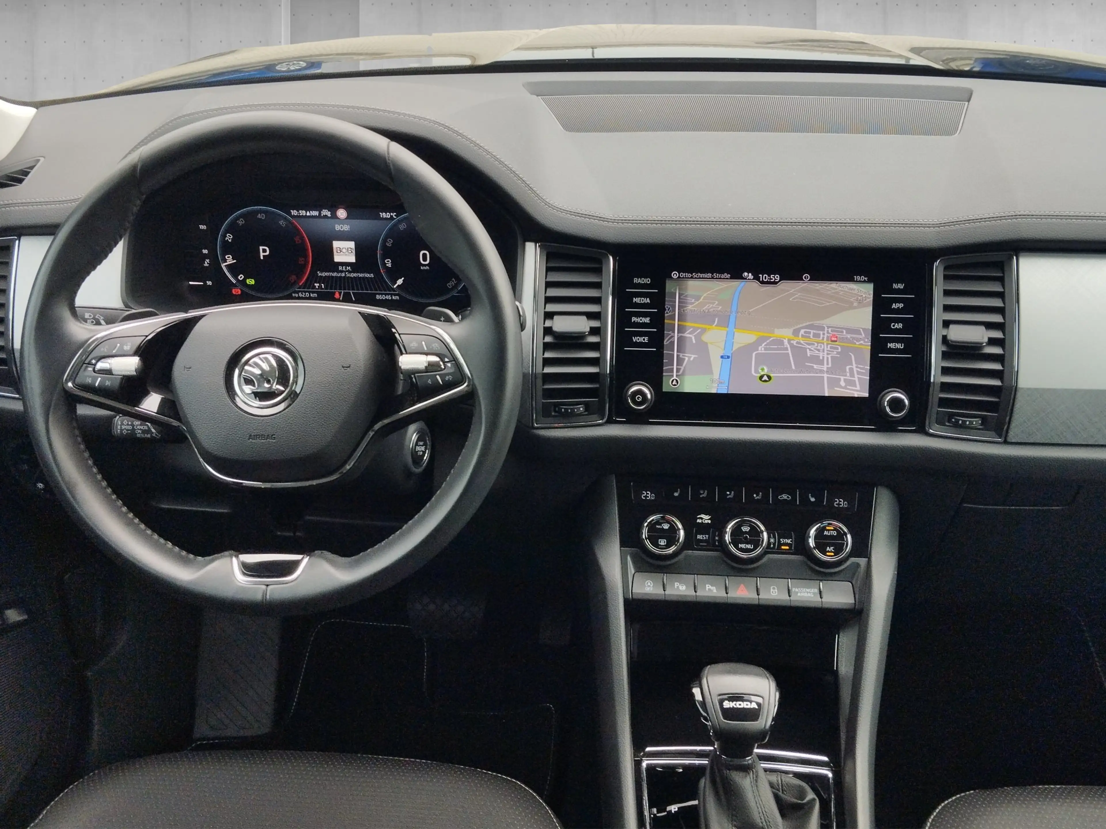 Skoda Kodiaq 2.0 TDI Tour 4xSHZ*ACC*AHK*AUT*DynLicht — photo 13