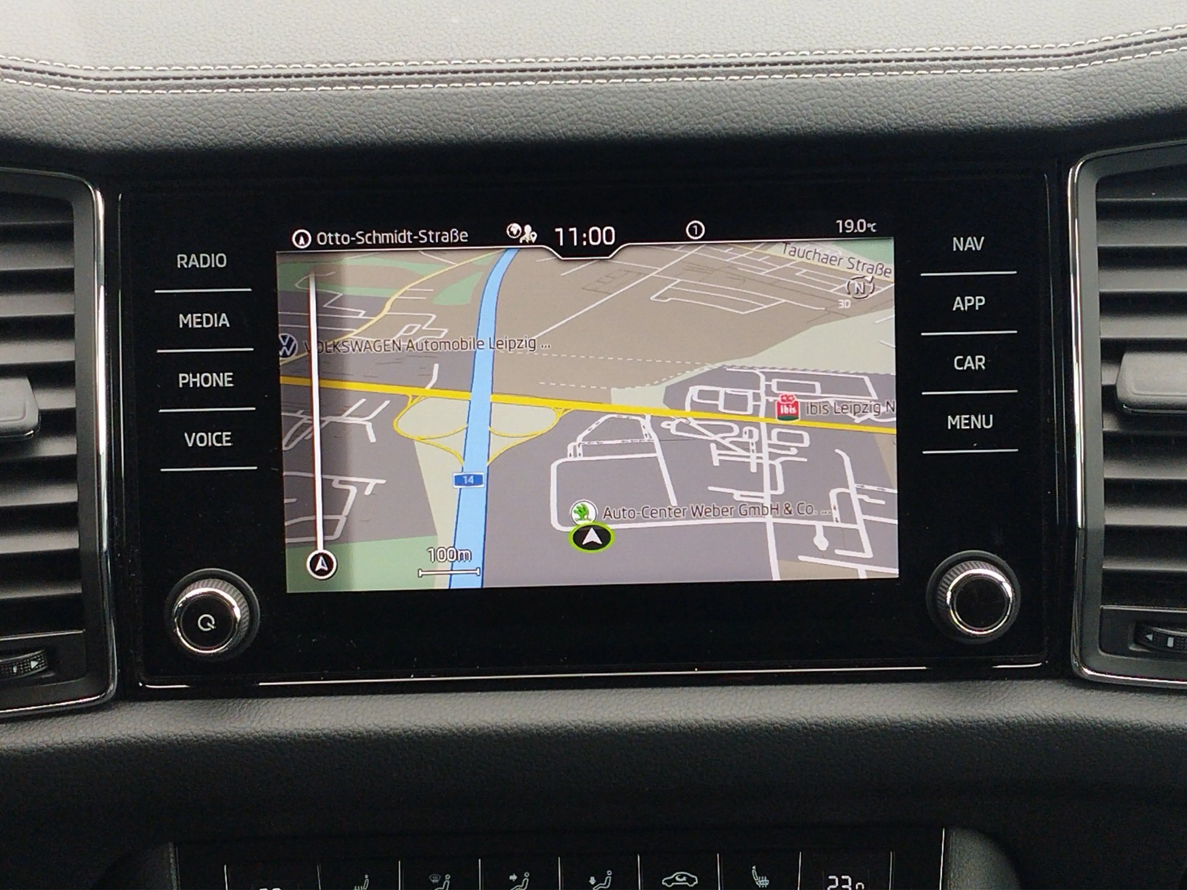 Skoda Kodiaq 2.0 TDI Tour 4xSHZ*ACC*AHK*AUT*DynLicht — photo 15
