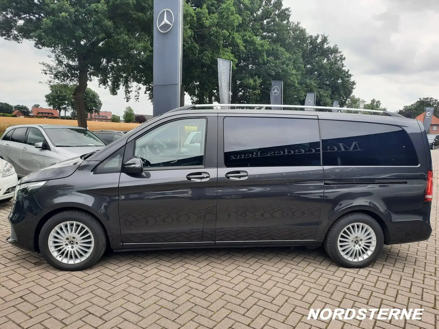 Mercedes-Benz V 220 V 220 d EDITION Lang LED ILS 7Sitzer Liegepaket Gri - 2