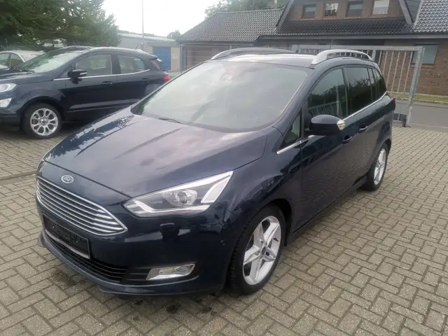 Ford Grand C-Max Titanium