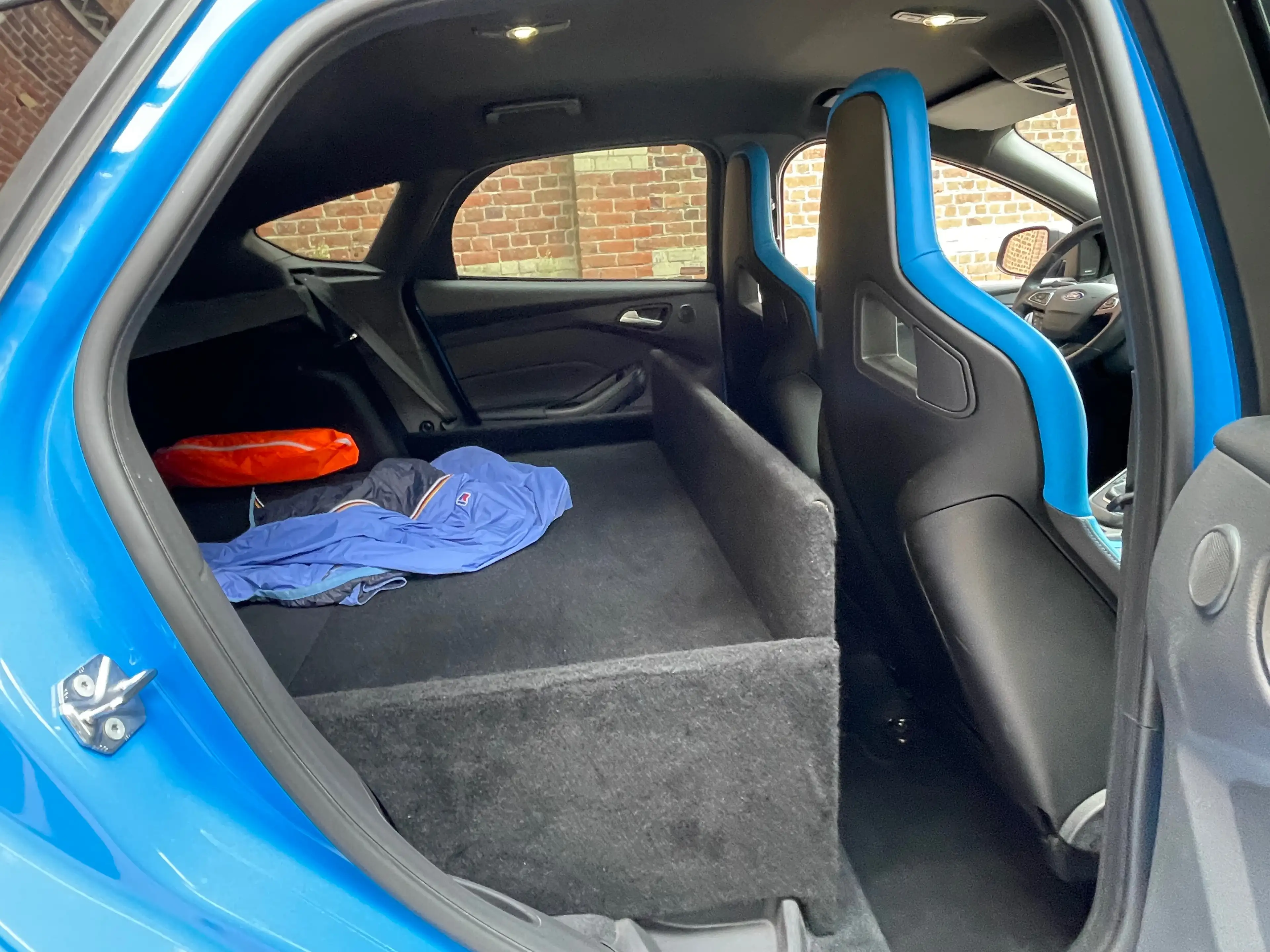 Ford Focus Focus RS 2.3 EcoBoost 4x4 Limited — photo 9