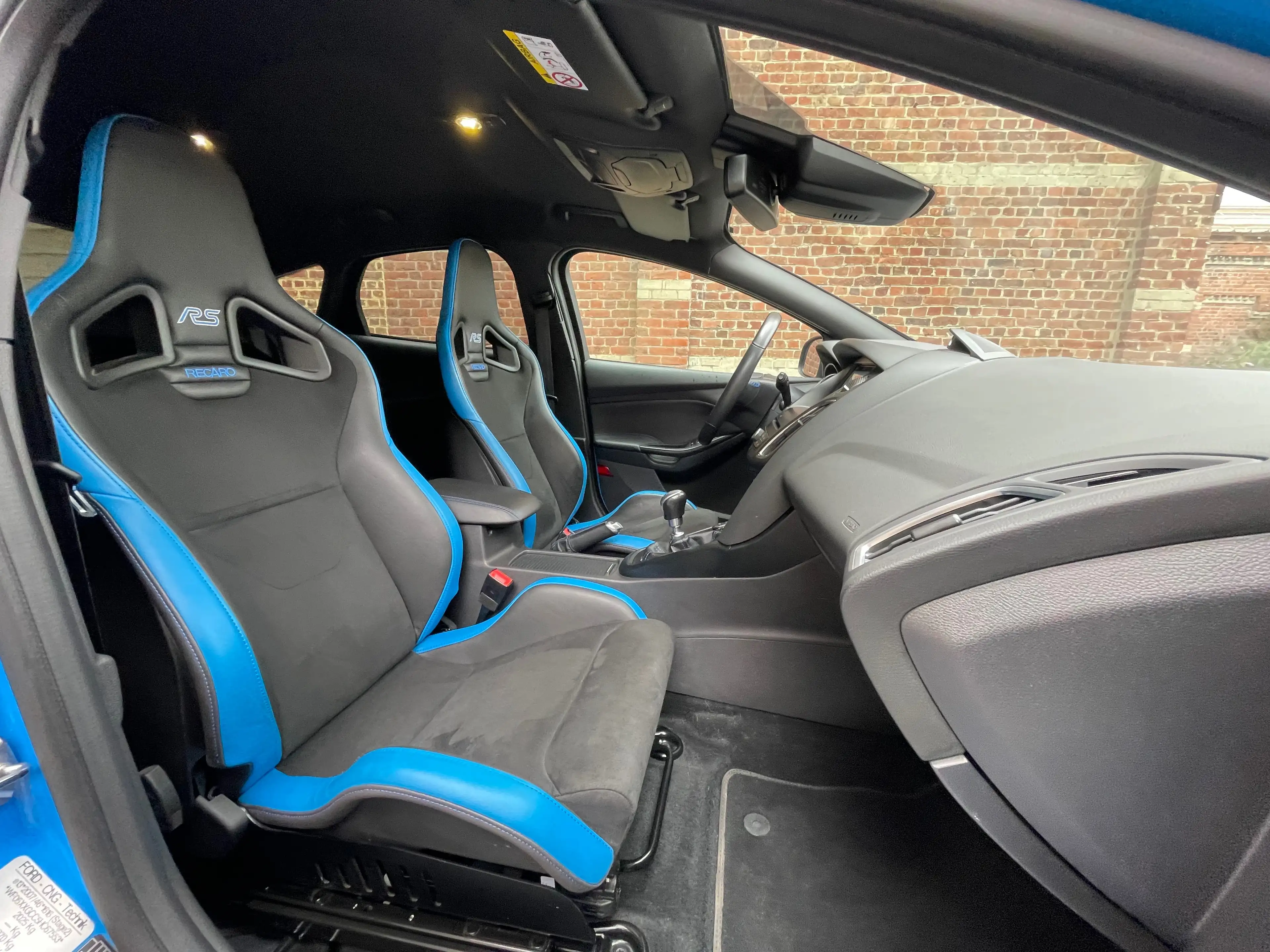Ford Focus Focus RS 2.3 EcoBoost 4x4 Limited — photo 2