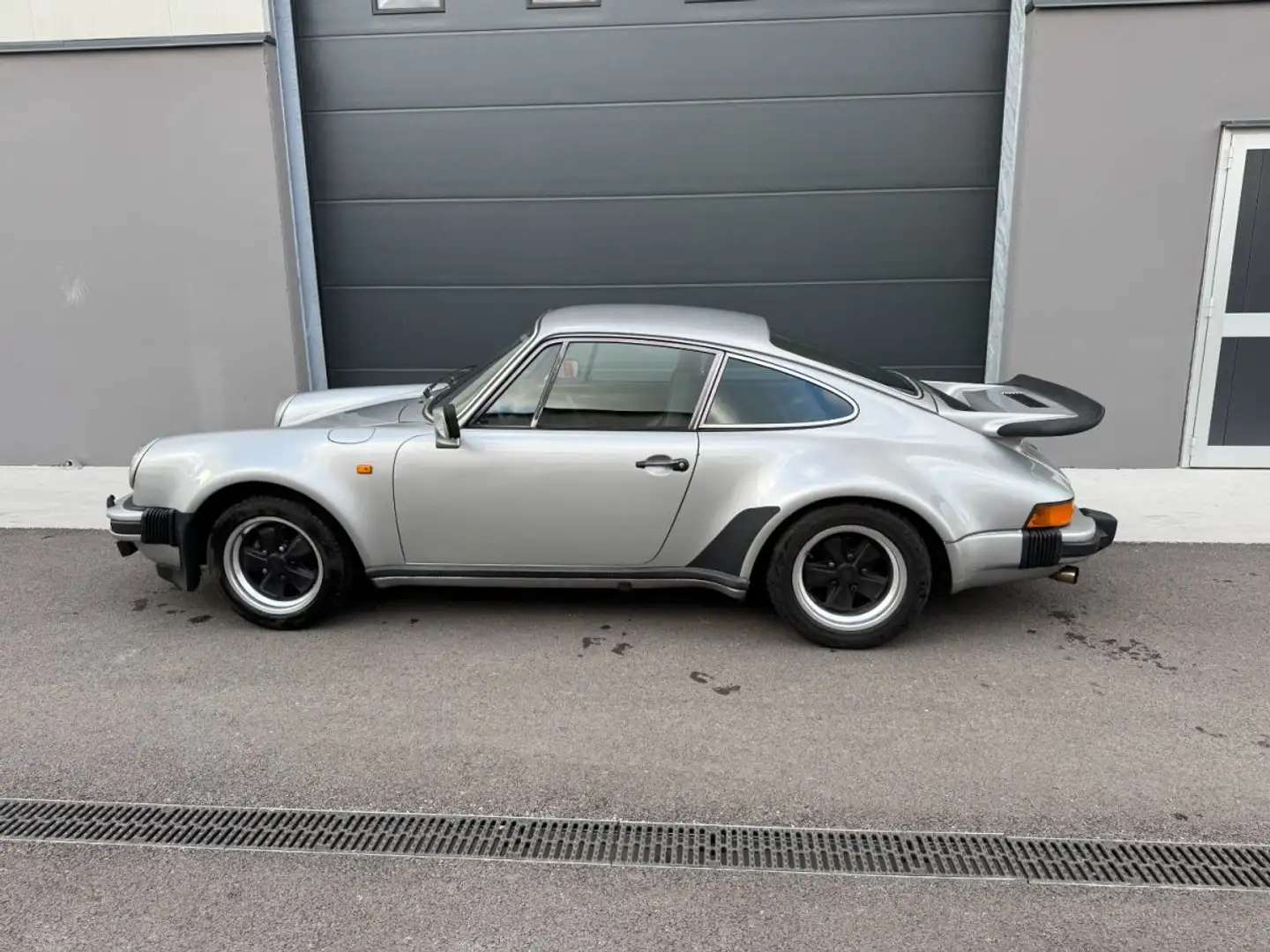 Porsche 930 930 TURBO 3.0 260cv BOITE MECA Gris - 2