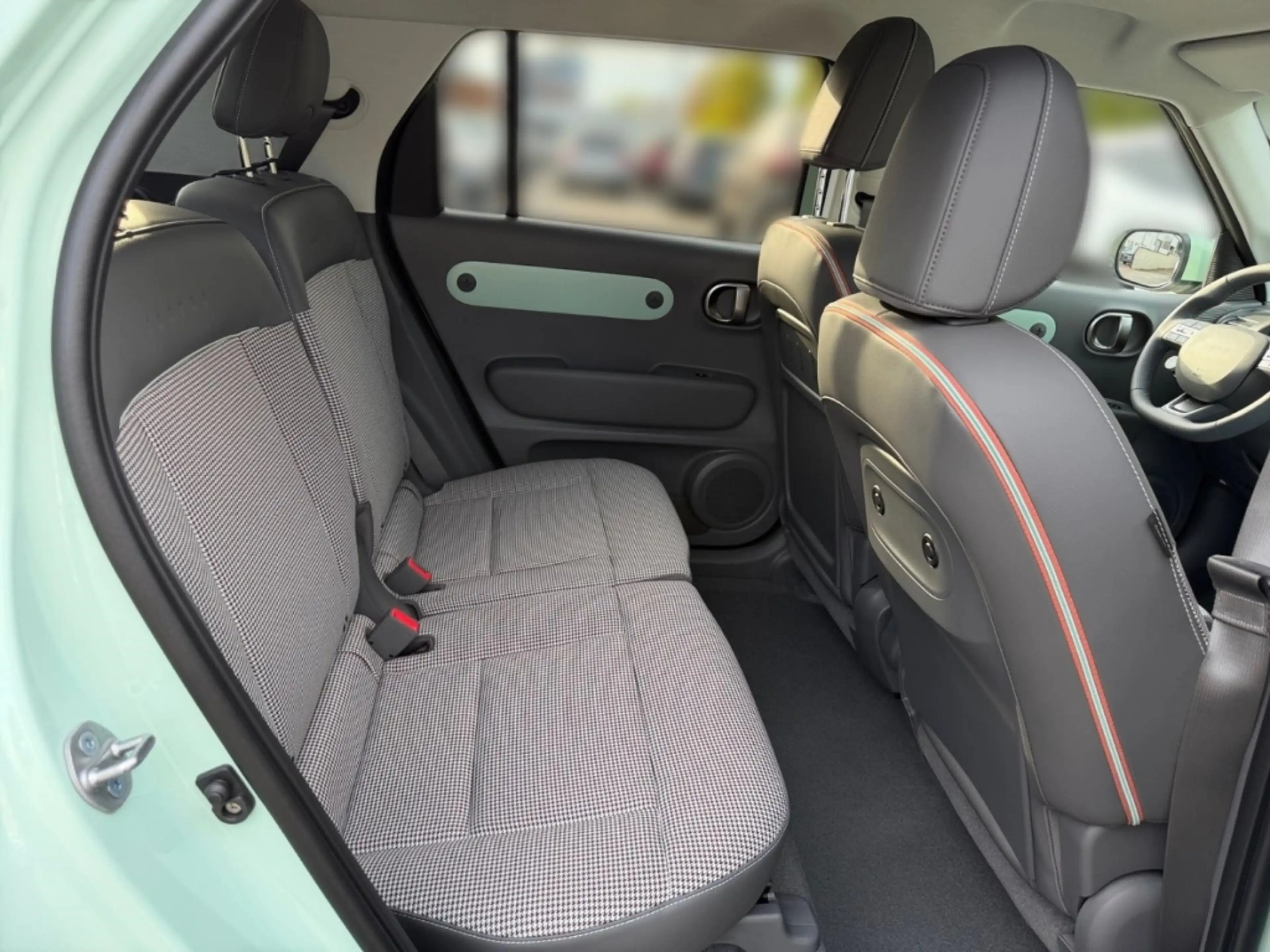 Hyundai Inster Inster*Lounge*Navi*LM*Carplay*LED*Wärmepumpe*SHZ*L — photo 13