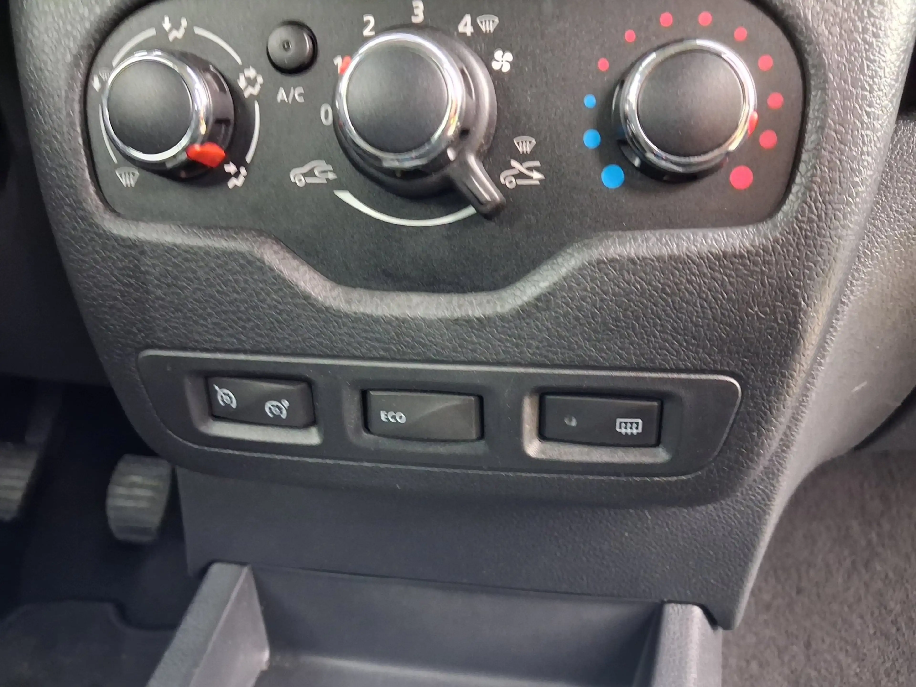 Dacia Dokker 1.2 TCe S&S Stepway airco cruise navi recent nieuw — photo 21