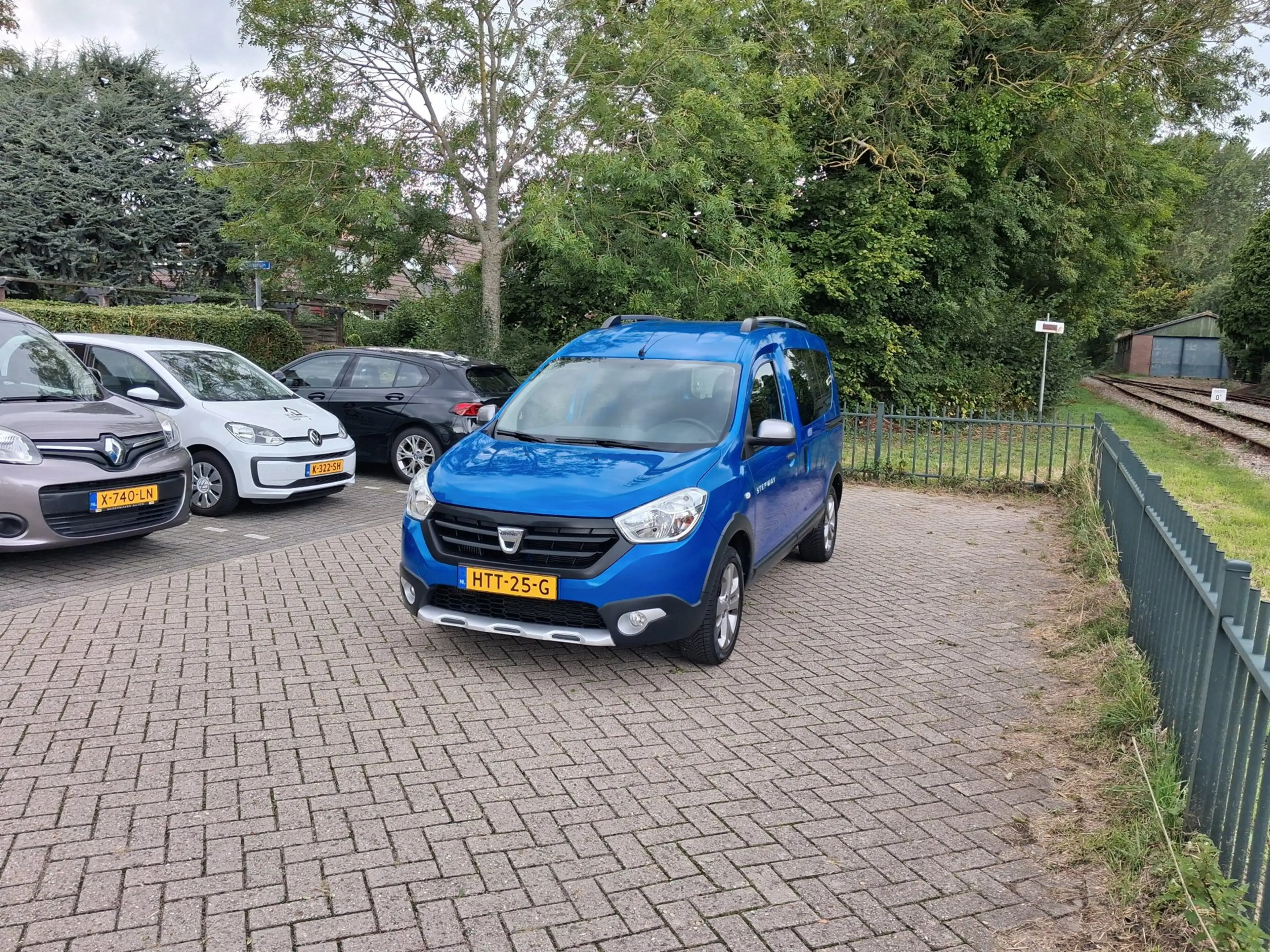 Dacia Dokker 1.2 TCe S&S Stepway airco cruise navi recent nieuw — photo 3