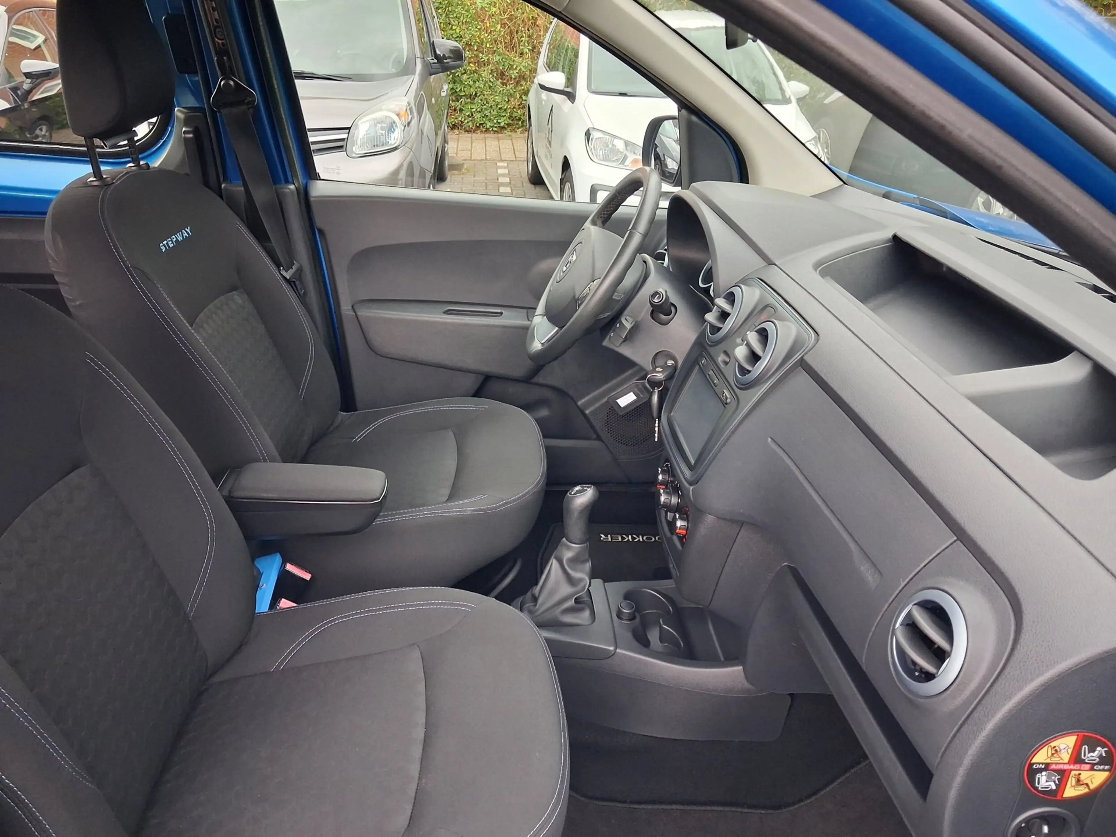 Dacia Dokker 1.2 TCe S&S Stepway airco cruise navi recent nieuw — photo 27