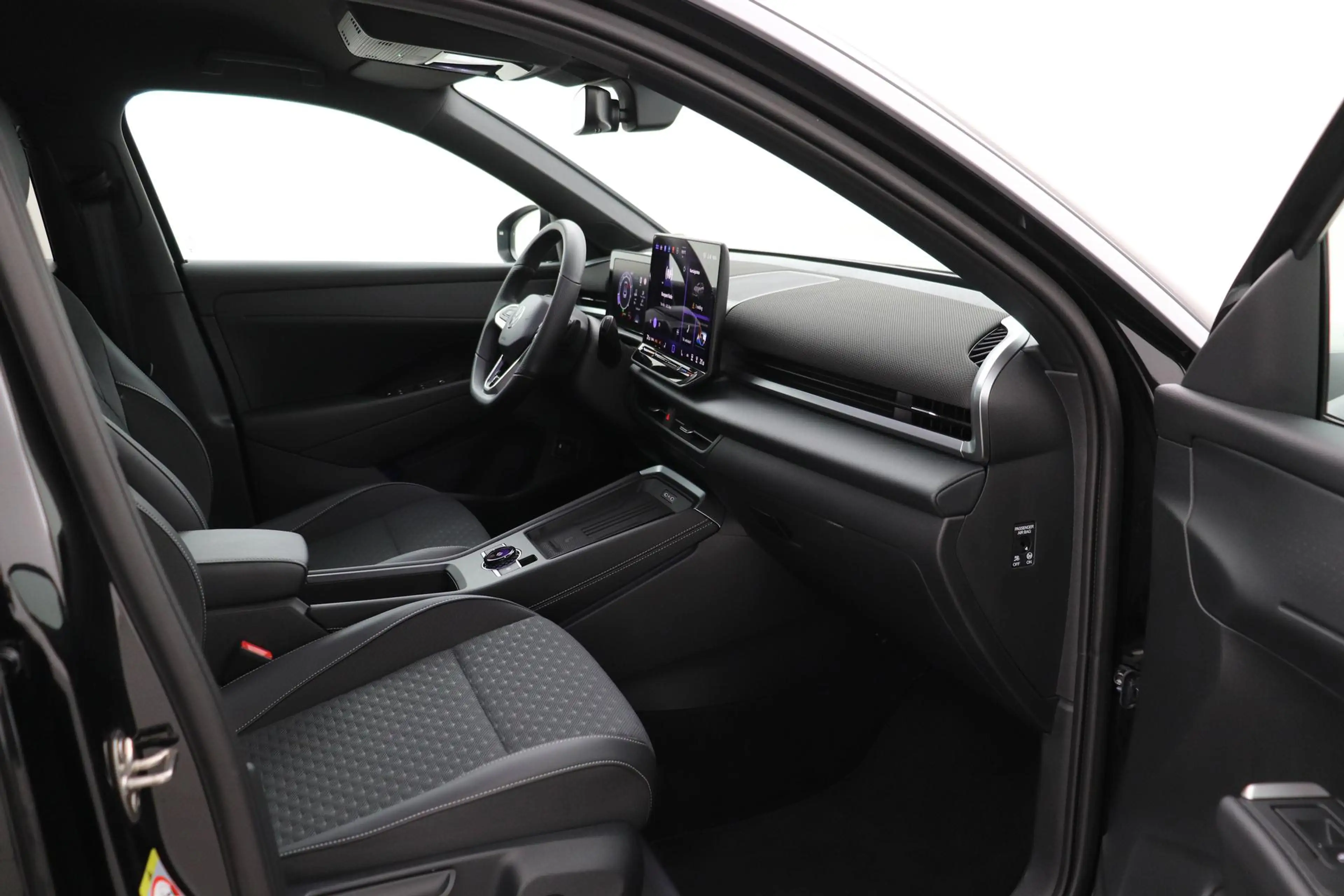 Volkswagen T-Roc 1.5 eTSI R-Line | ACC | Trekhaak | BLIS | Camera | — photo 5