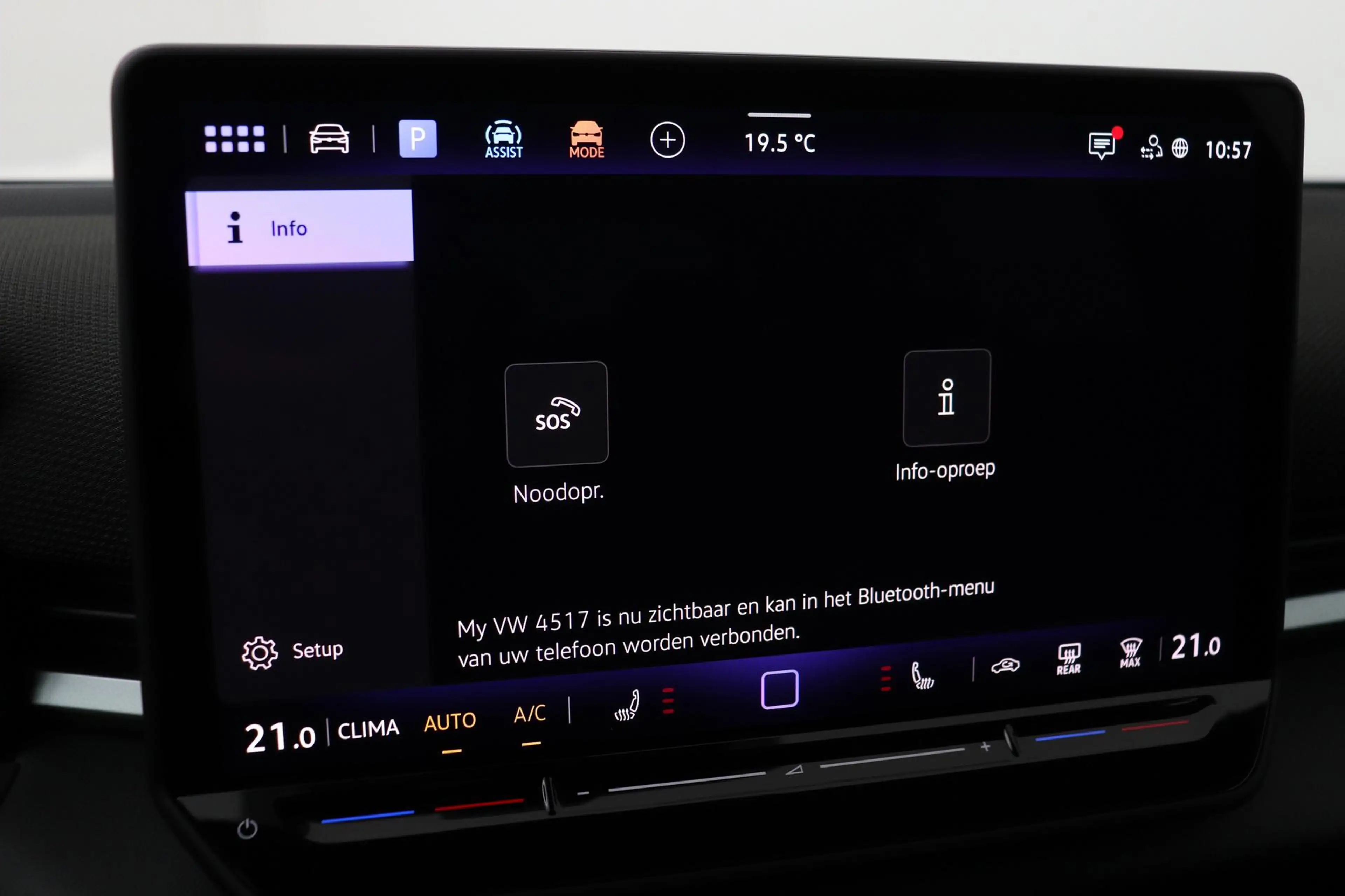 Volkswagen T-Roc 1.5 eTSI R-Line | ACC | Trekhaak | BLIS | Camera | — photo 22