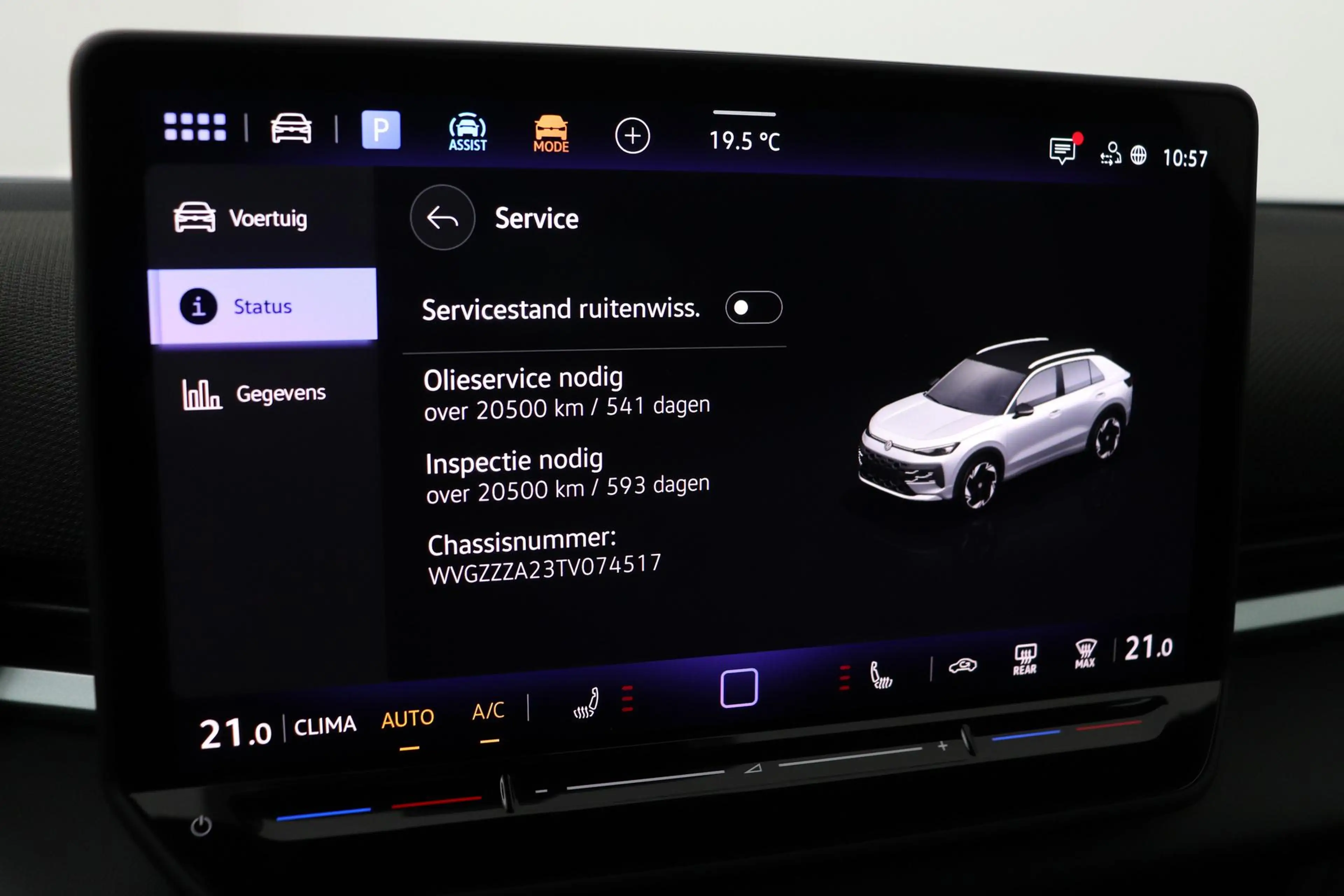 Volkswagen T-Roc 1.5 eTSI R-Line | ACC | Trekhaak | BLIS | Camera | — photo 25