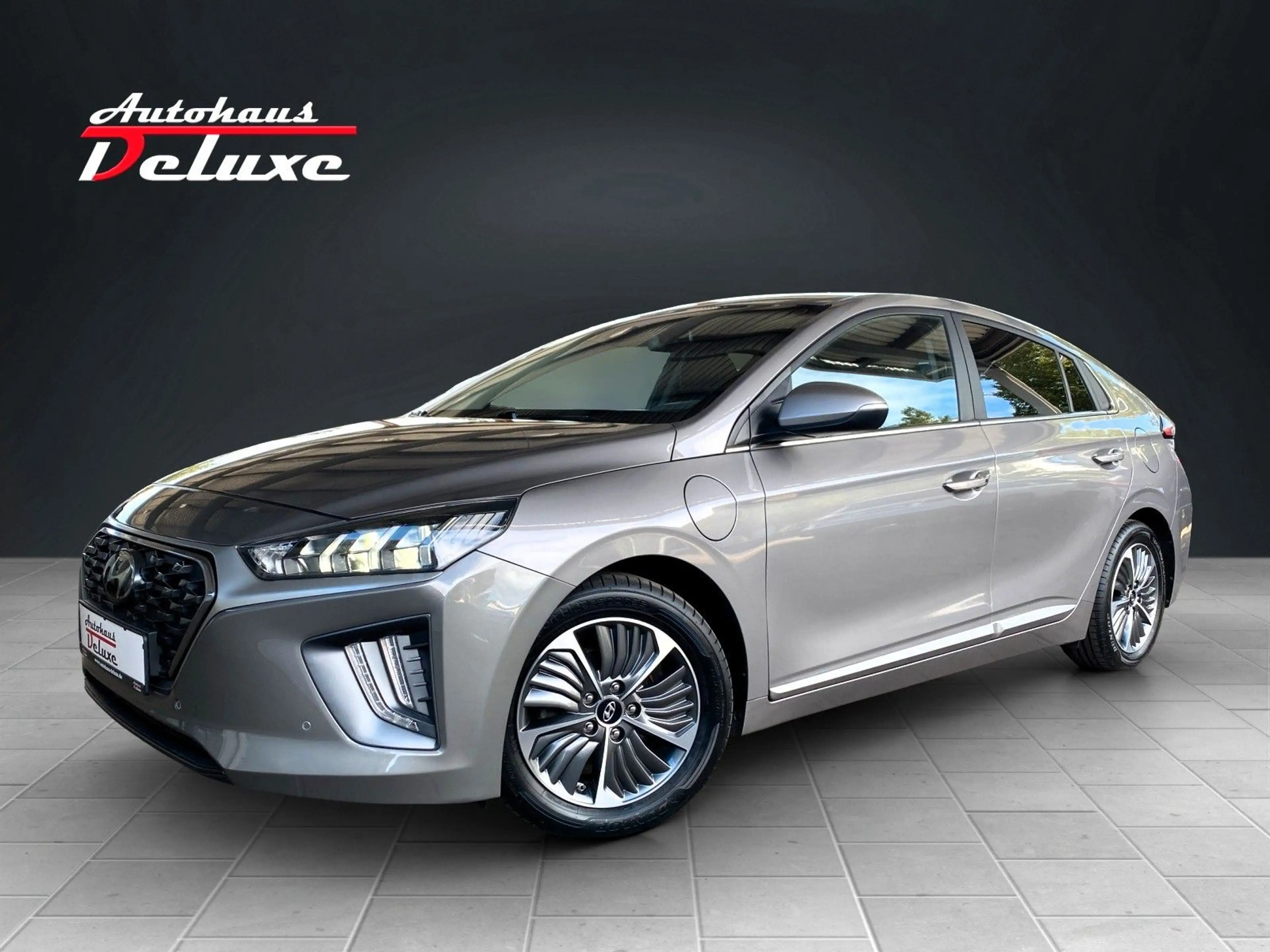 Hyundai IONIQ 1,6 GDI PRIME PLUG-IN-HYBRID KAMERA-ACC