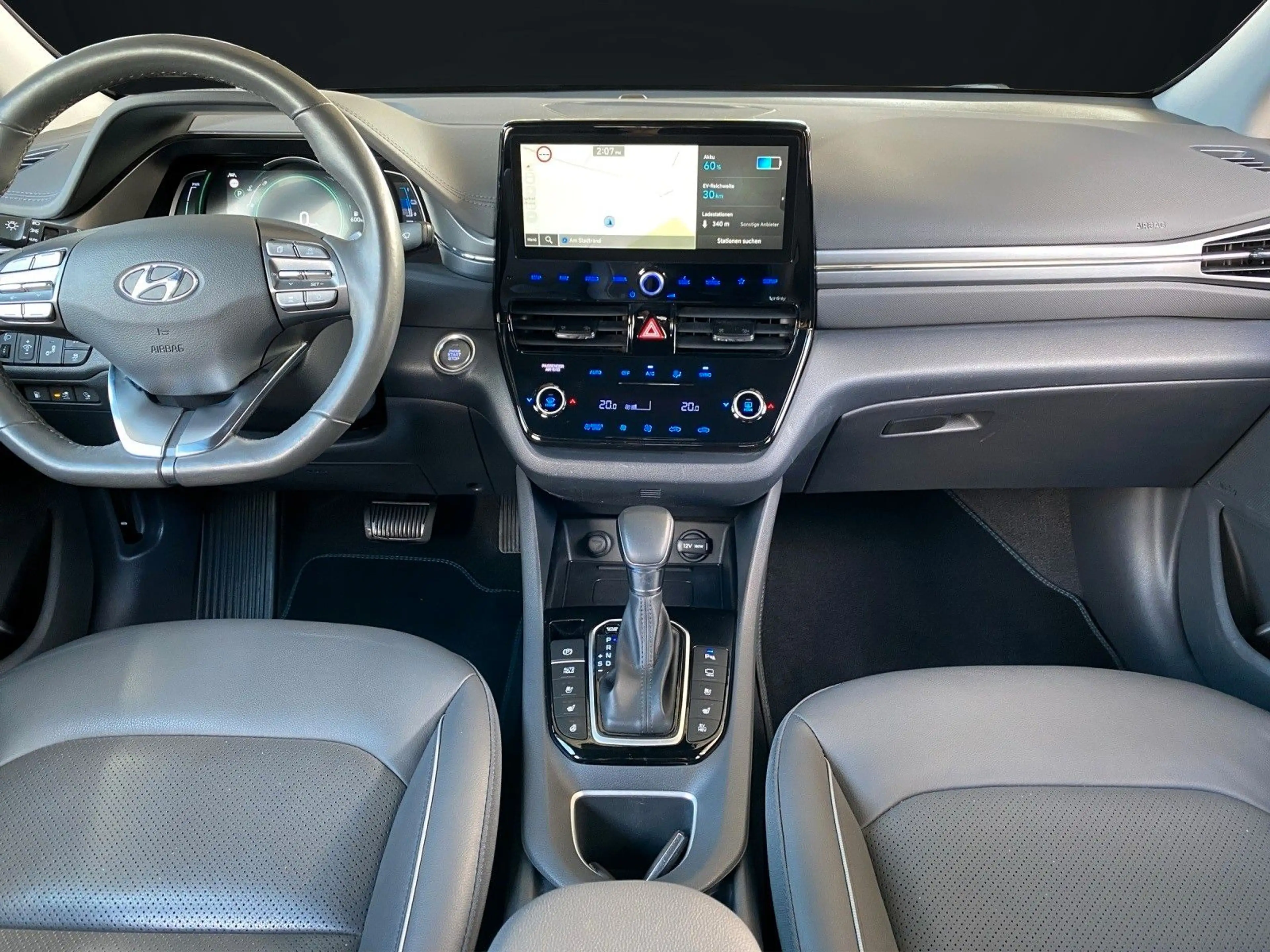 Hyundai IONIQ 1,6 GDI PRIME PLUG-IN-HYBRID KAMERA-ACC — photo 10