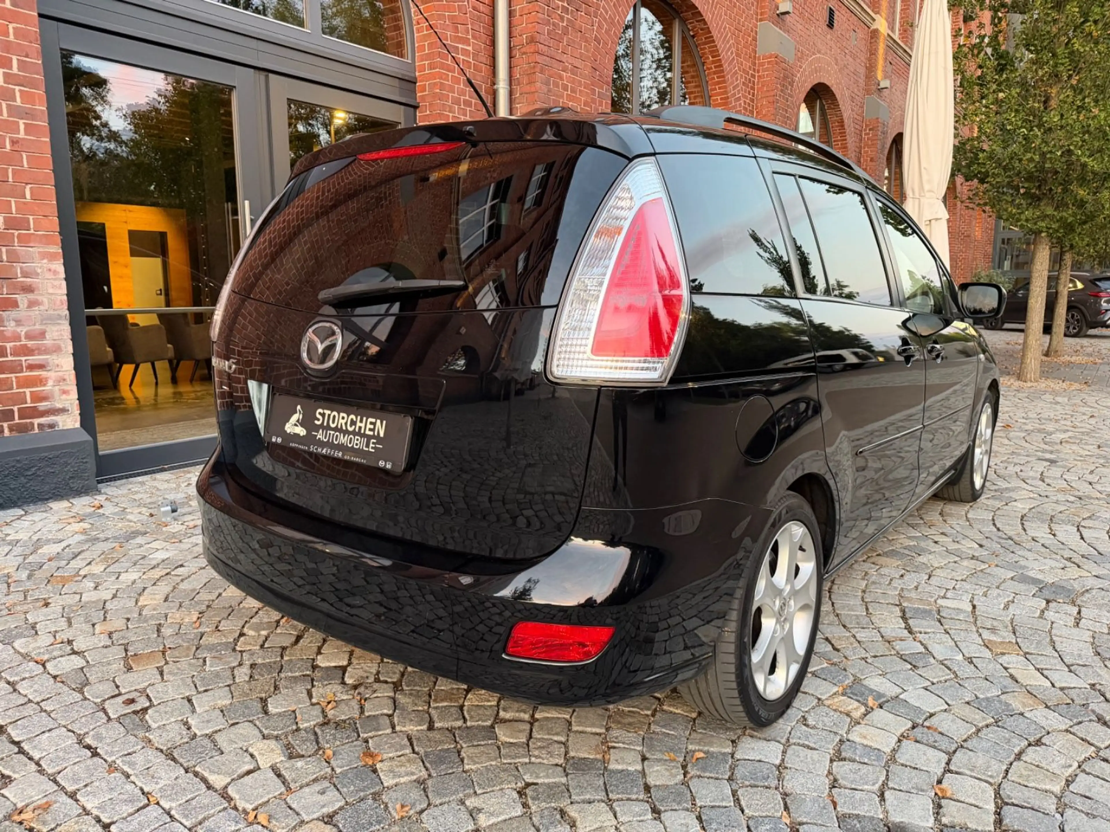 Mazda 5 2.0 CD Top *7-Sitze*Leder*1.Hand*TÜV Neu* — photo 3