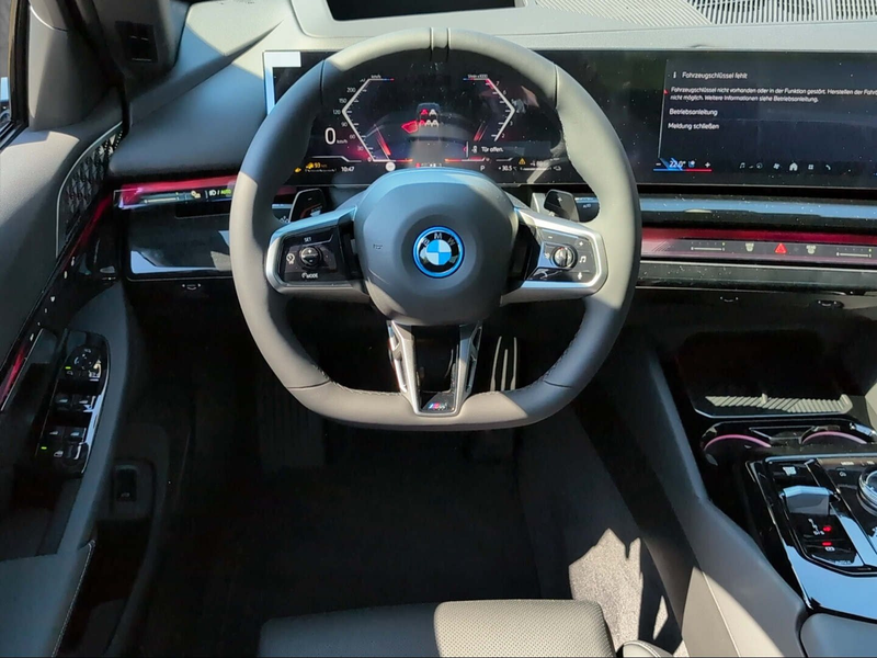 BMW 550 e xDrive / M Sportpaket / Hybrid — photo 7