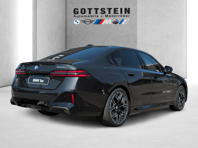 BMW 550 e xDrive / M Sportpaket / Hybrid — photo 11