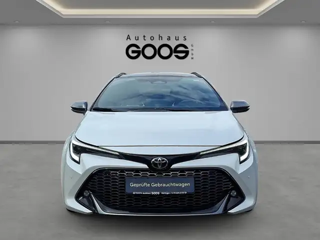 Toyota Corolla view 8