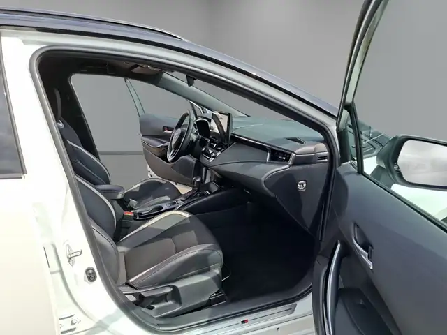 Toyota Corolla view 12