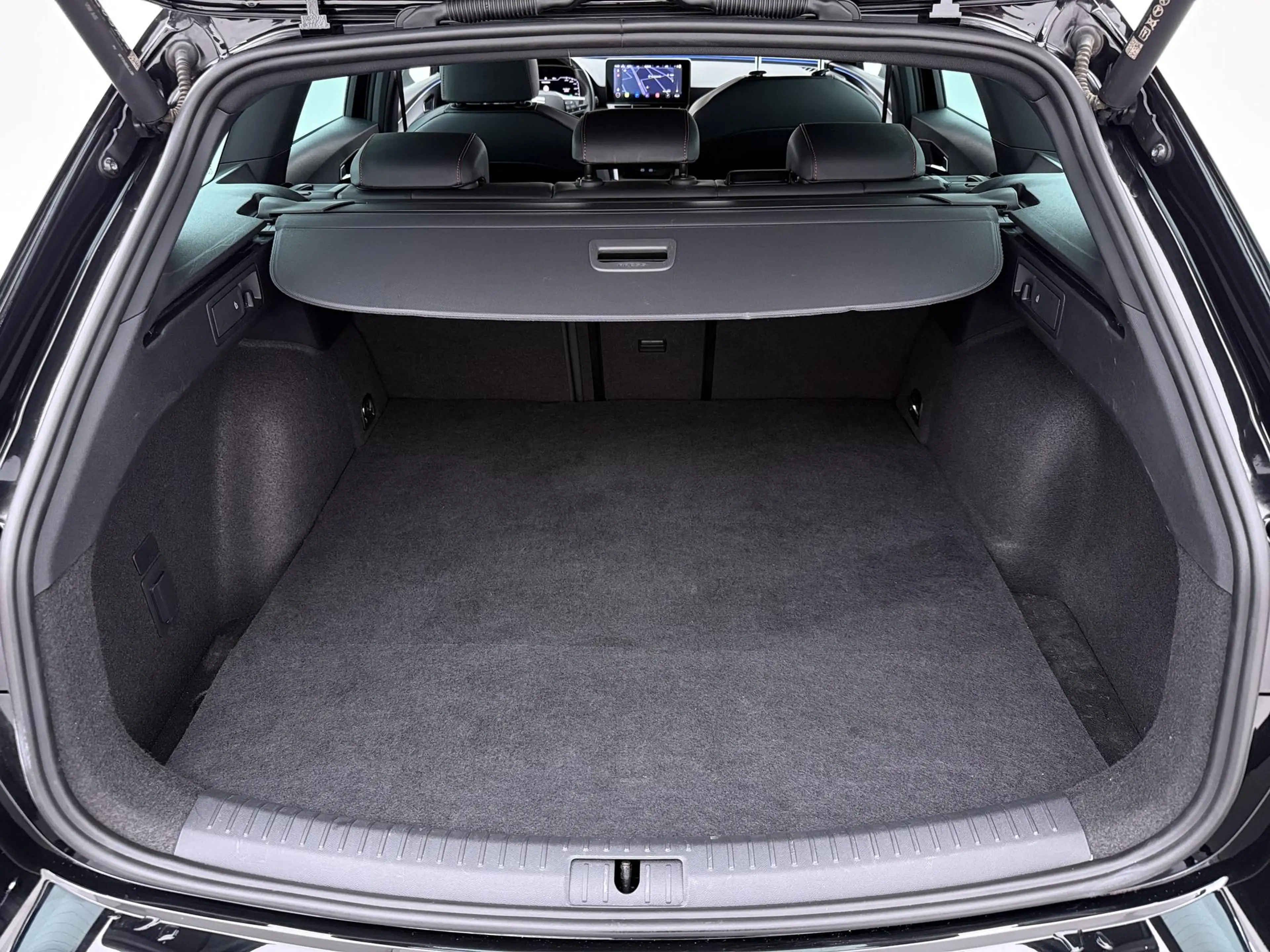 SEAT Leon e-Hybrid Sportstourer 1.4 TSI eHybrid FR Business Intense | — photo 11