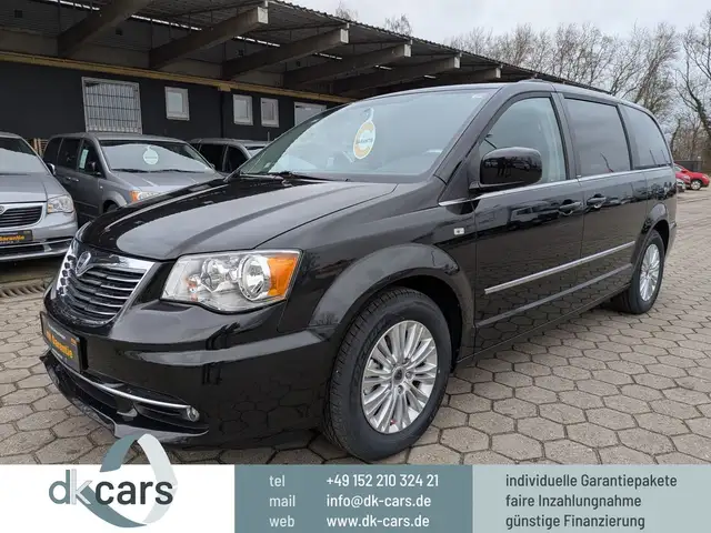 Lancia Voyager Gold 2.8 CRD Nur 7.700 km wie Neuwagen Zustand