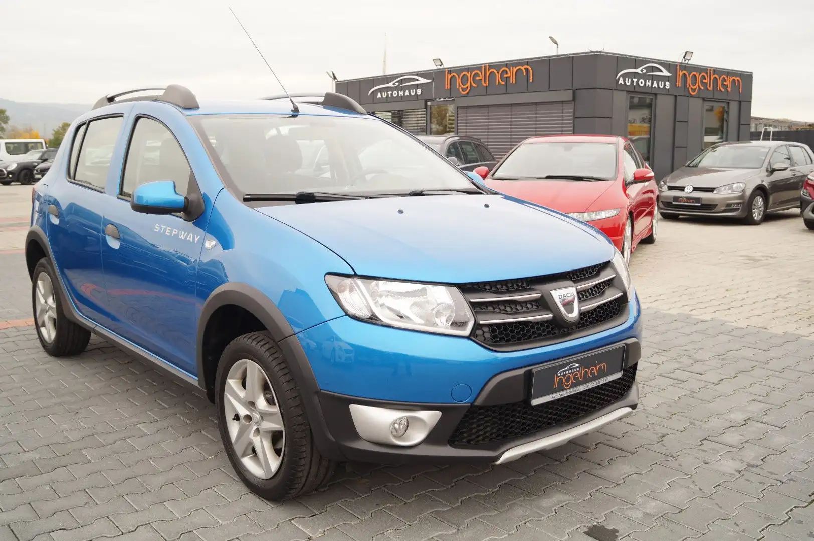 Dacia Sandero II Stepway Prestige Navi PDC Tempomat Blau - 1