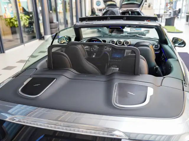Mercedes-Benz Cle view 7