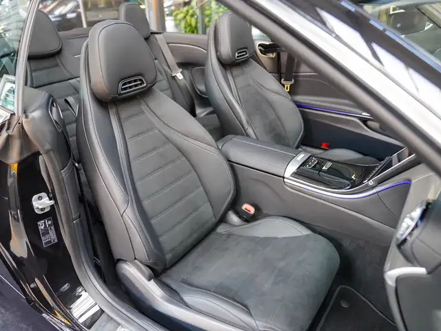 Mercedes-Benz Cle view 9