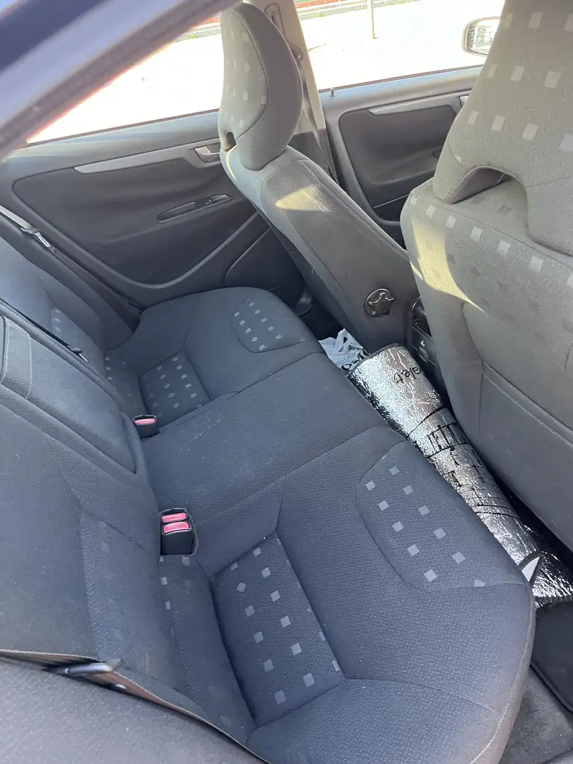 Volvo S60 2.4 Kinetic 170 - 2