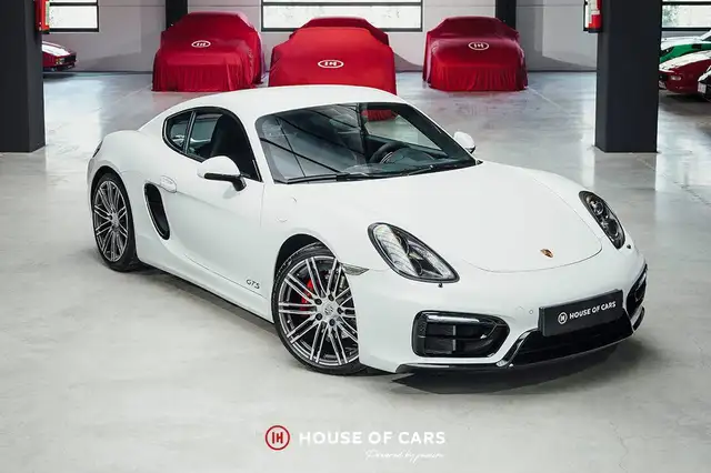 Porsche Cayman view 4