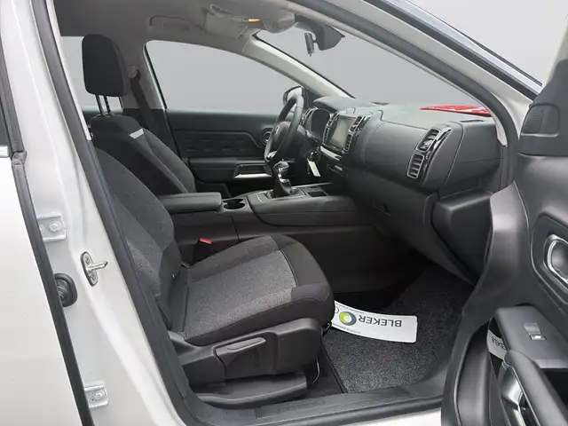 Citroen C5 Aircross view 11