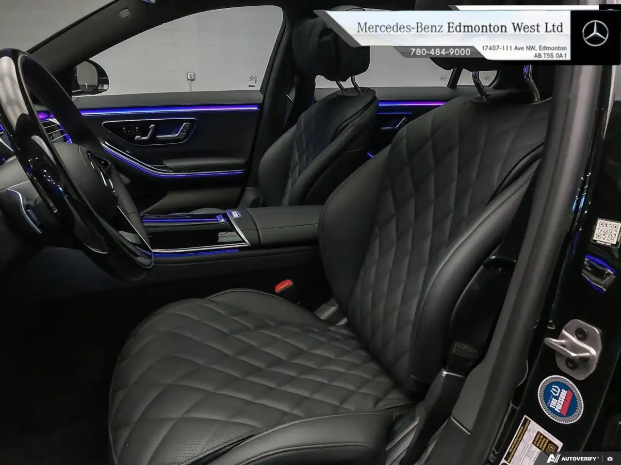 Mercedes-Benz S-Class снимка Mercedes-Benz S-Class