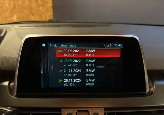 BMW 2 Series view 14