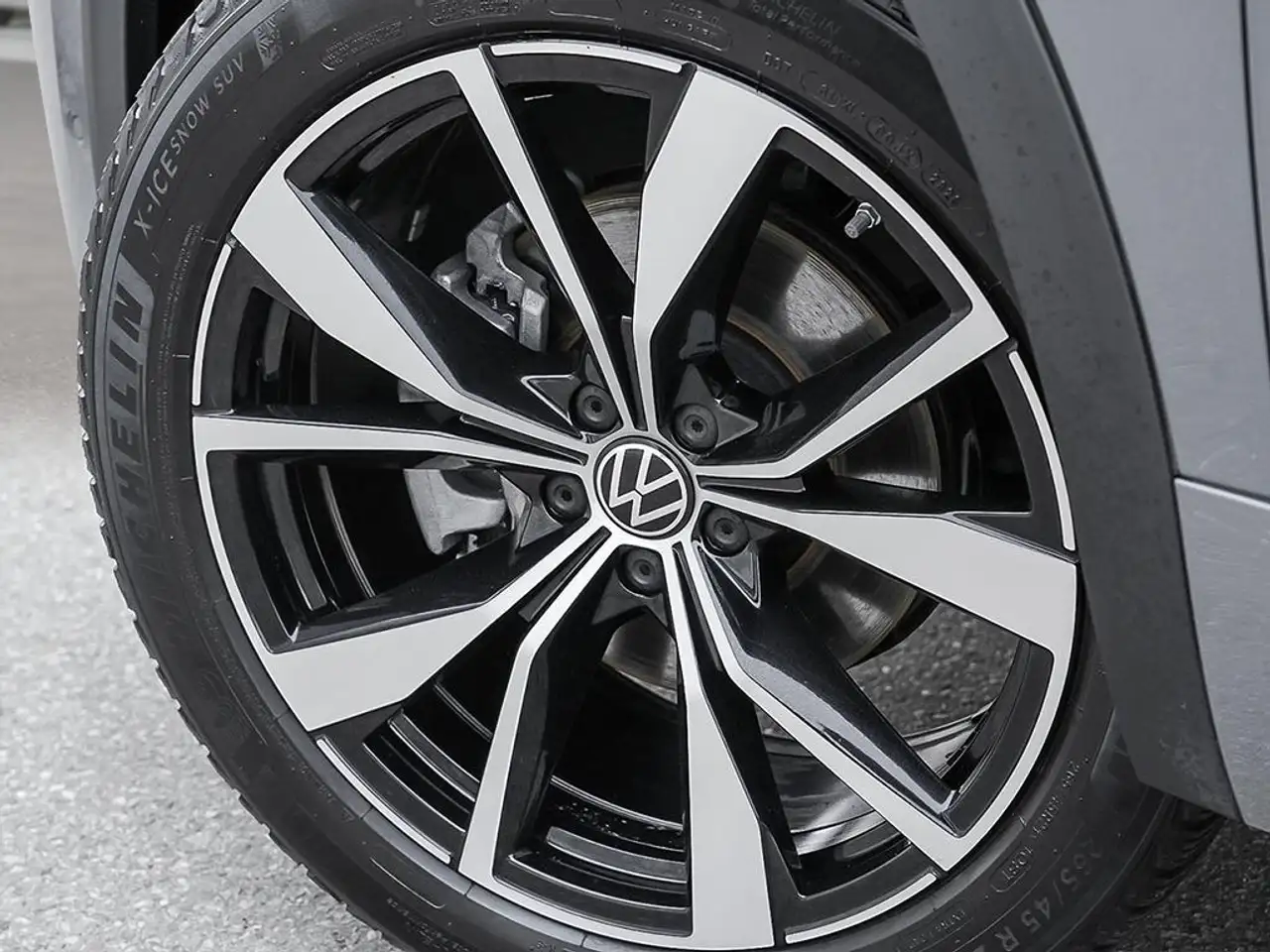 Volkswagen Atlas снимка Volkswagen Atlas