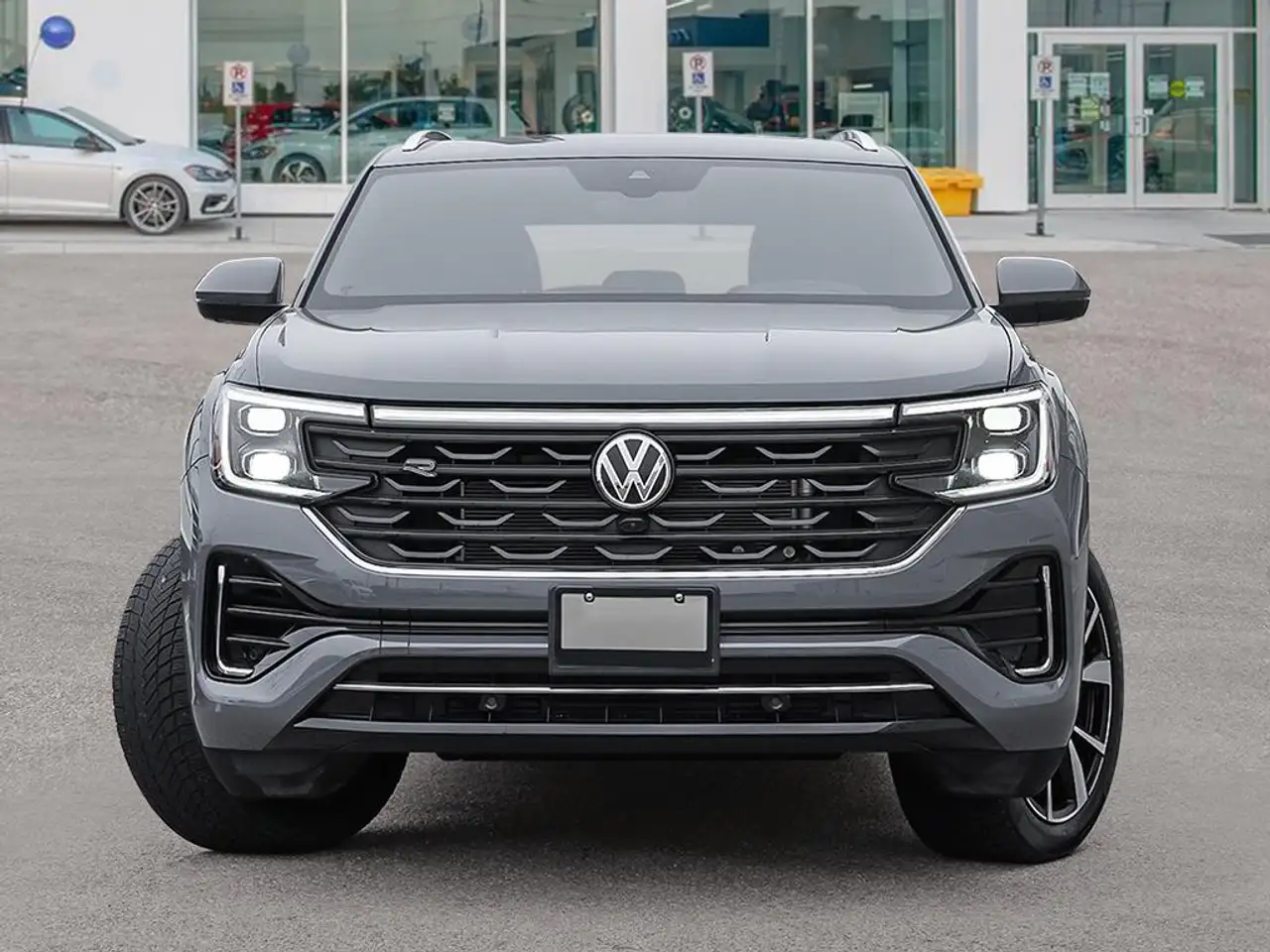 Volkswagen Atlas снимка Volkswagen Atlas