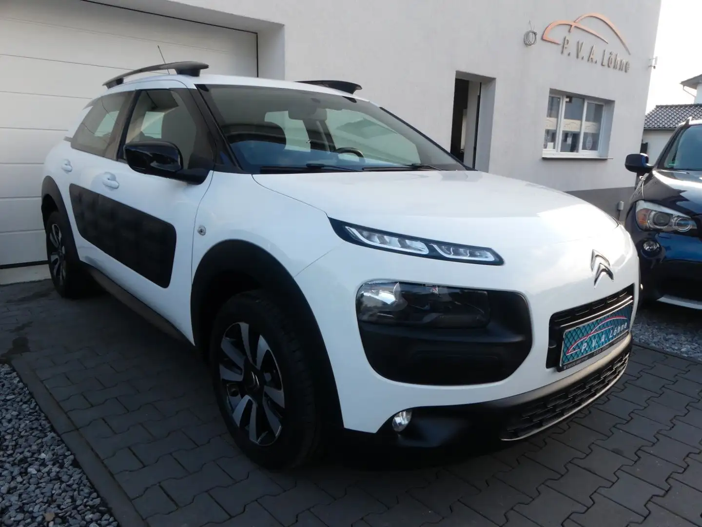 Citroen C4 Cactus C4 1.2 VTI Cactus Feel Klima | SHZ | AHK Weiß - 1