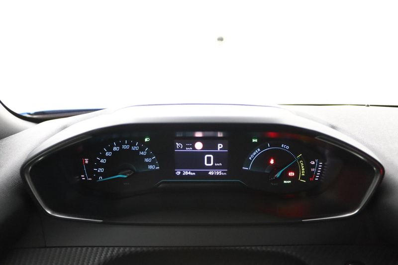 Peugeot e-2008 EV Active Pack 50 kWh — photo 7