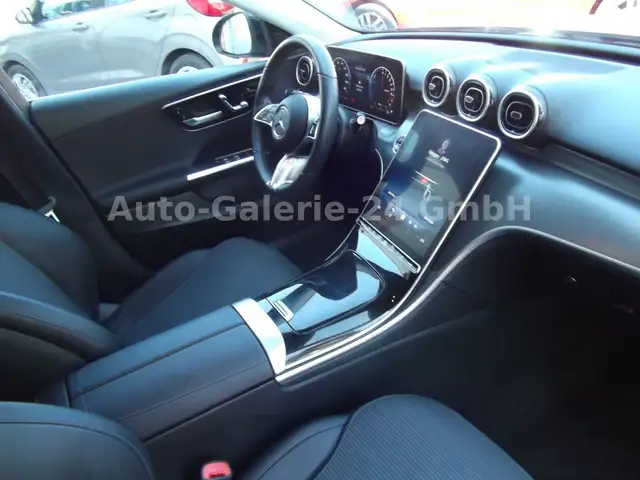 Mercedes-Benz C-Class view 10