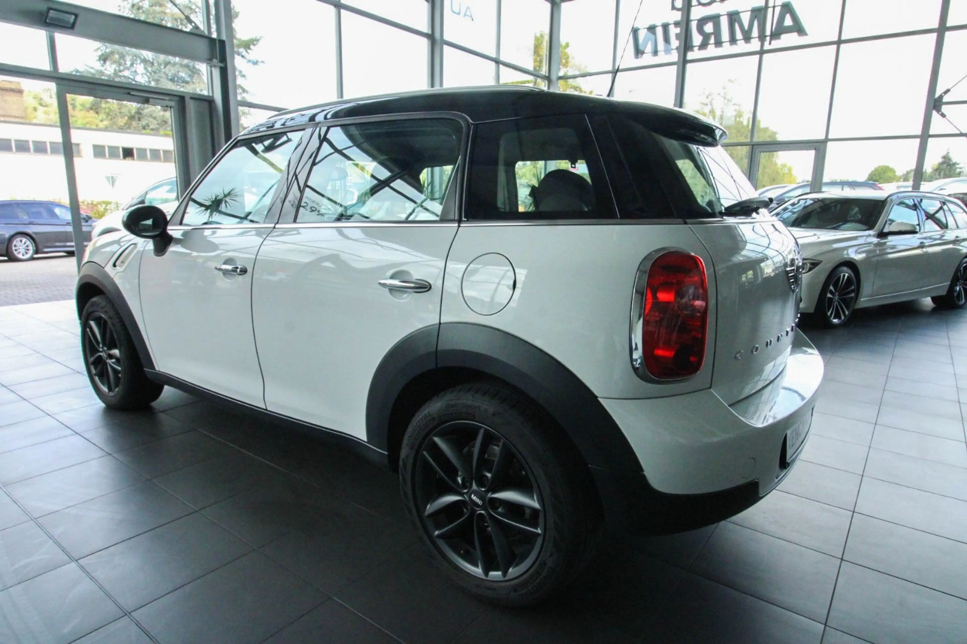 MINI Cooper Countryman Black Pepper/Bi-Xenon/Navi/SHZ — photo 8